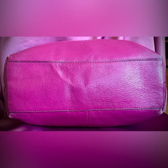 COACH Pebbled Leather Tote Shoulder Bag Magenta Pink Gold Hardware - 2 Hang Tags - Picture 3 of 14